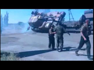 Почему армия Новороссии долбит укропов