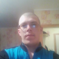 Андрей Комаров