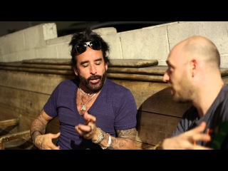 In Conversation with Marco Mendoza – Discovering the 6 String Bass /// Scott's Bass Lessons
