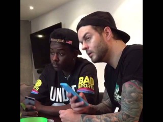 When you realize your friend is low key goth JoJoe, Arantza