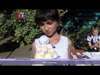 Мариупольцев учат ковать железо и лепить глиняную посуду