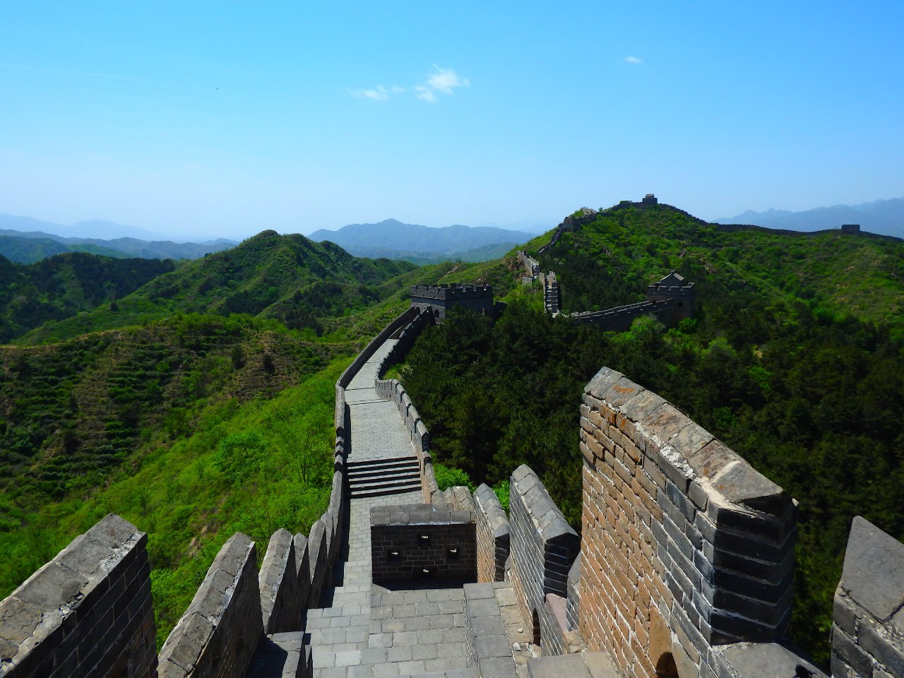 Дом китайская стена в луганске