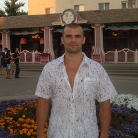 Славян Наумов