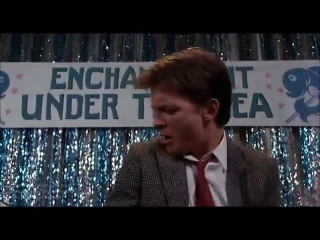 Эпизод из фильма Назад в будущее 1985 Michael J. Fox -Johnny be good