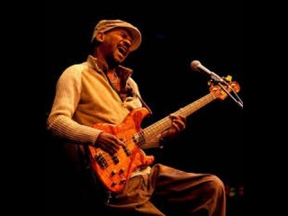 Victor Bailey