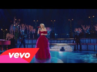 Kelly Clarkson - Silent Night ft. Trisha Yearwood, Reba McEntire