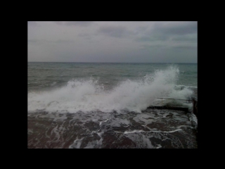 Снег и шторм в Алуште 04.01.2016