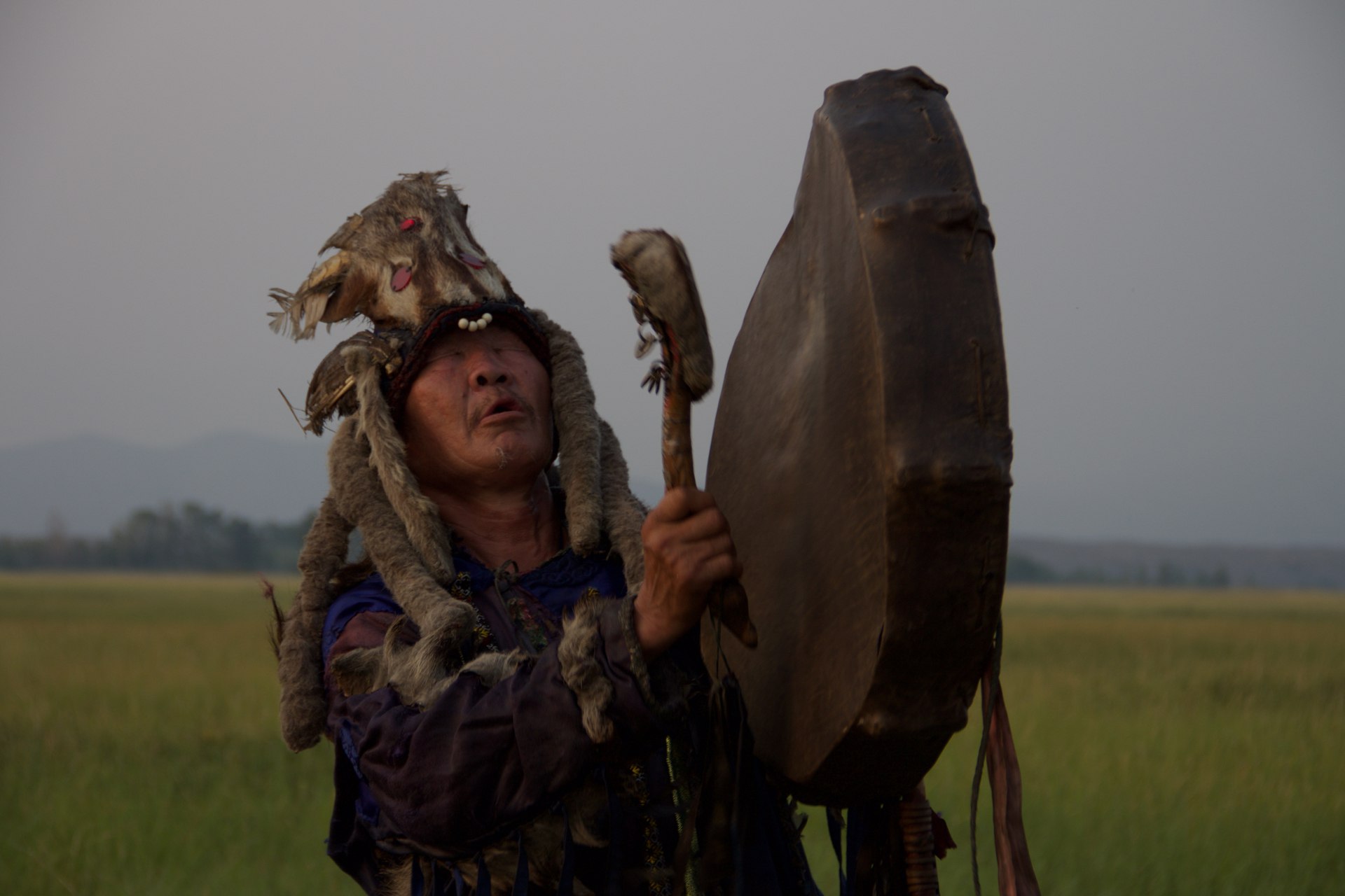 Шаман с бубном картинки прикольные