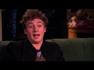 Shameless / Bringing Shameless to America (Extras 1)