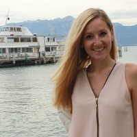 Елена Биер  光り