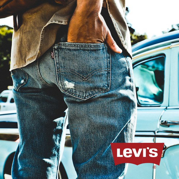 Horny builder in levis jeans