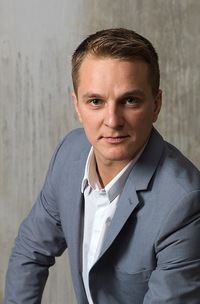 Евгений Белов