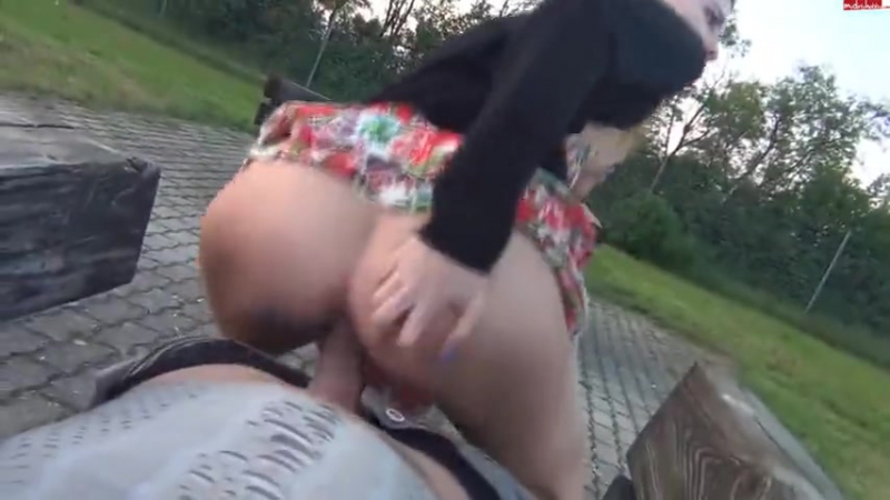 Задрала Платье Уселась На Член Задрала Платье Уселась На Член