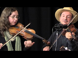 Folk Alley Sessions: Jay Ungar & Molly Mason Family Band,