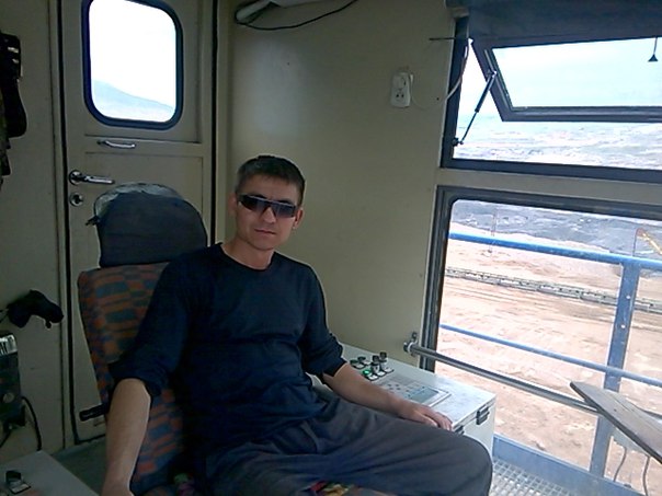 Aziz Halmuratov, Узбекистан, Ангрен