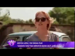 Meryem Üzerli Annemin Yarası filmi için The Dancing Bear şarkısını söyledi