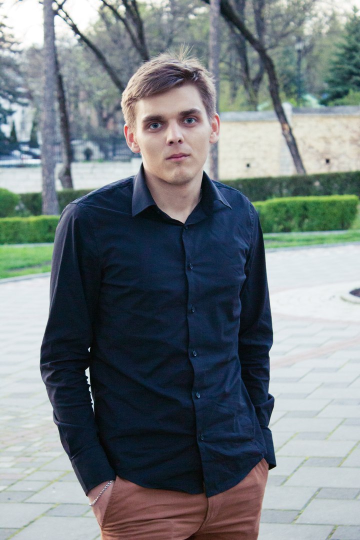 Антон Максимов модель