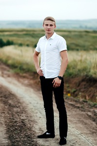 Роман Фролов