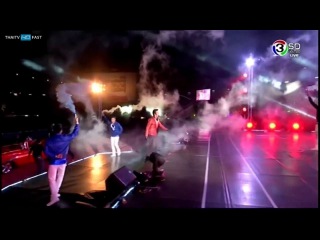 คอนเสิร์ตรักล้นจอ | มาริโอ้-เต้ย , บอย-มิ้น