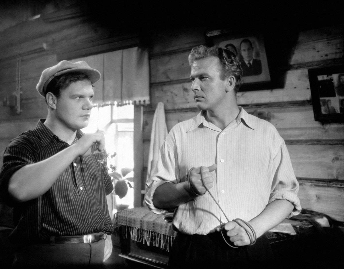 Михаил пуговкин главный герой второго плана фильм 2011