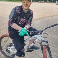 Леонид Папиросов