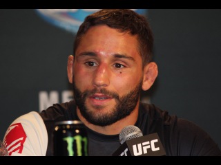 Боец UFC разрыдался после боя, принял гормон роста и отказался от роли в фильме