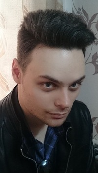 Игорь Шлюкер