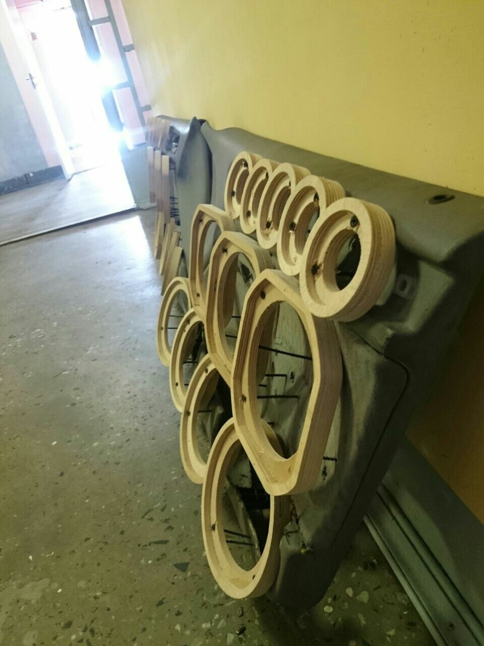 8CWecQdUtRw.jpg