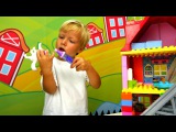 Kedi kurtarma operasyonu - bebek oyunları ve eğitici çocuk filmi. Lego, doktor ve yemek yapma oyunu!