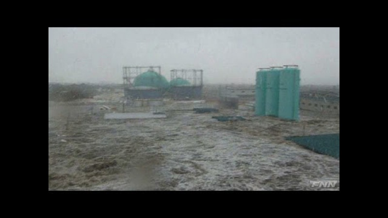 石巻市湊地区に押し寄せる津波 【視聴者提供映像】