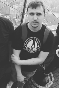 Антон Усик
