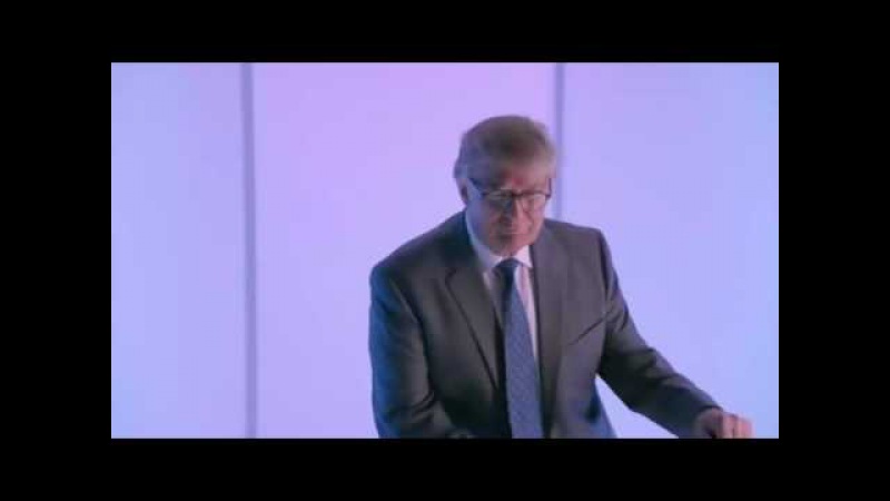 TRUMP BEING AESTHETIC