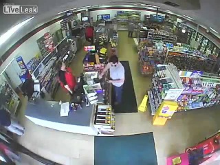 Deaf driver crashes car into 7 Eleven вы мелочь забыли