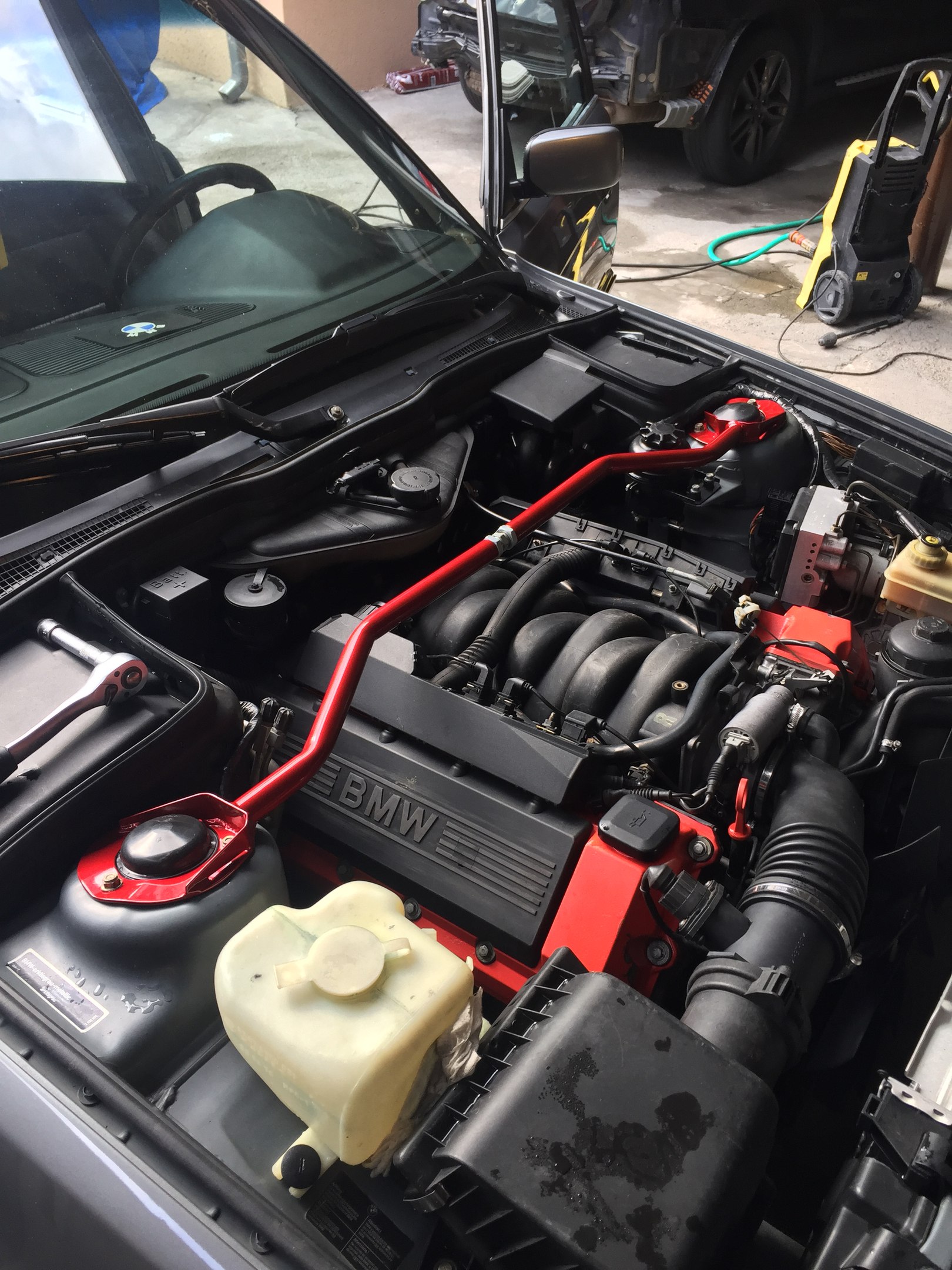 Распорка для bmw e34 Распорка для bmw e34