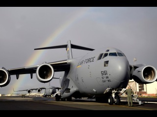 Flying Tanks in US Military US strategic military transport aircraft Boeing C-17 Globemaster III
