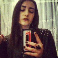 Соня Миланова