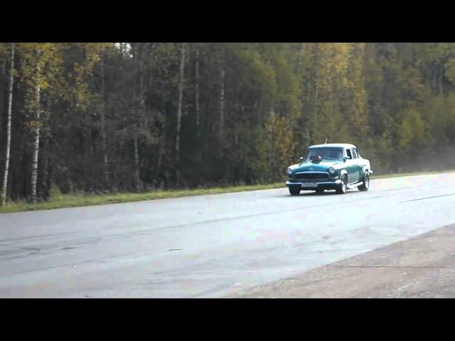 Gaz 21 V8 Supercharged Accelerating