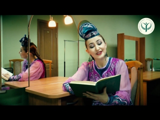 Гөлшат Шәрәпова Тукайны укый
