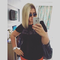 Аня Фролова