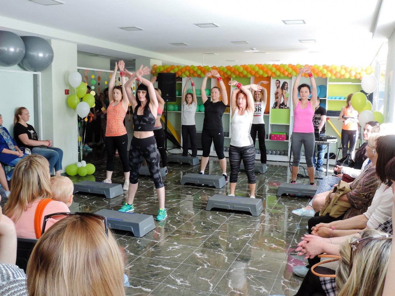 Фитнес ейск. Тонус Ейск. Фитнес клуб тонус Ейск. Фитнес клуб в Ейске тонус фитнес. Тонус Чебаркуль.