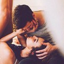 Тот, кто по-настоящему тебя любит, он видит, какой разбитой ты можешь быть…