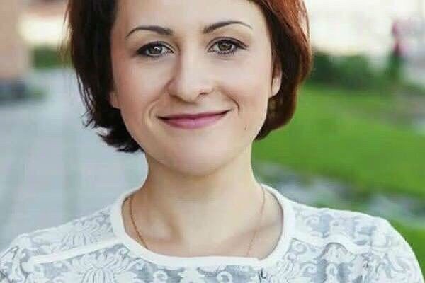 Галина Ширшина - мэр Петрозаводска Без опыта во власти, без дружбы с губернатором.Всего за первых 4 месяца она уже сделала:1.Отменила инаугурацию и новогодний корпоратив для сотрудников мэрии,