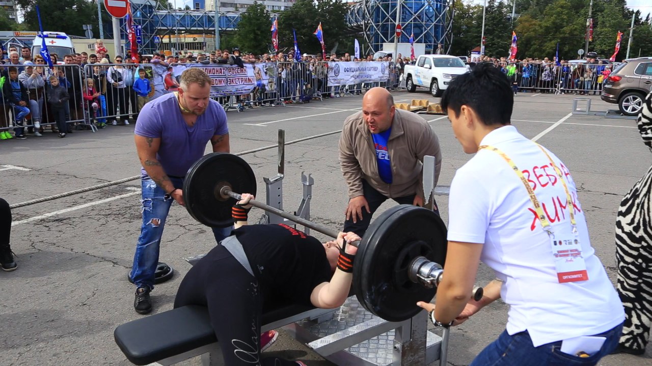 Чемпионка мира по пауэрлифтингу