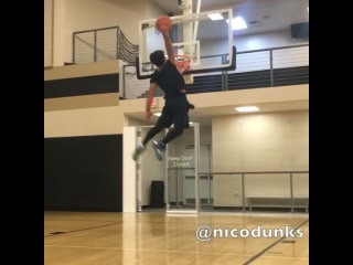 Nico 5'9