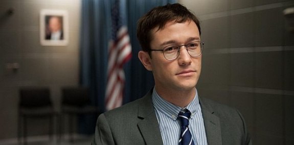 скачать через торрент фильм секретный материальчик