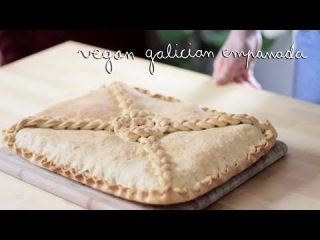 Vegan Galician Empanada | Empanada gallega vegana