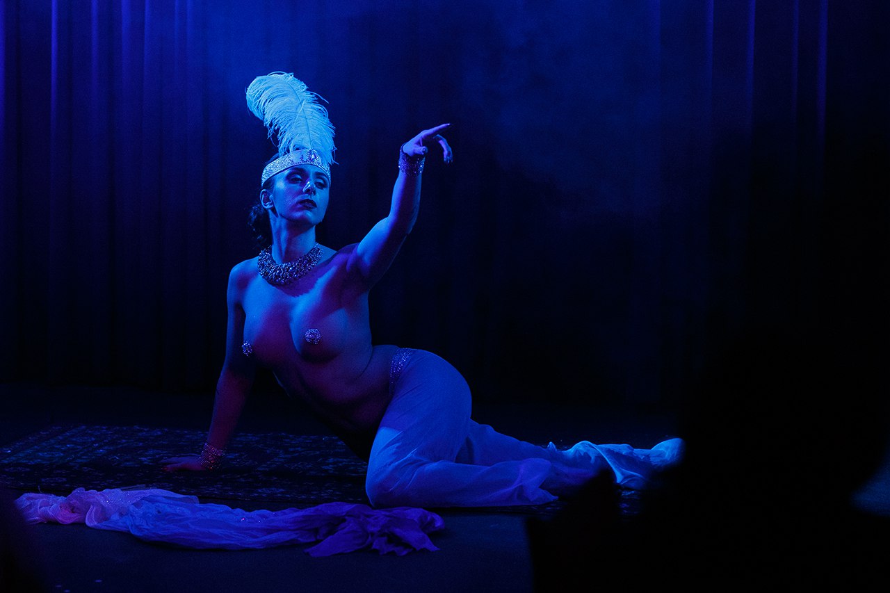 «BurlesquefromRussia» «BurlesquefromRussia»