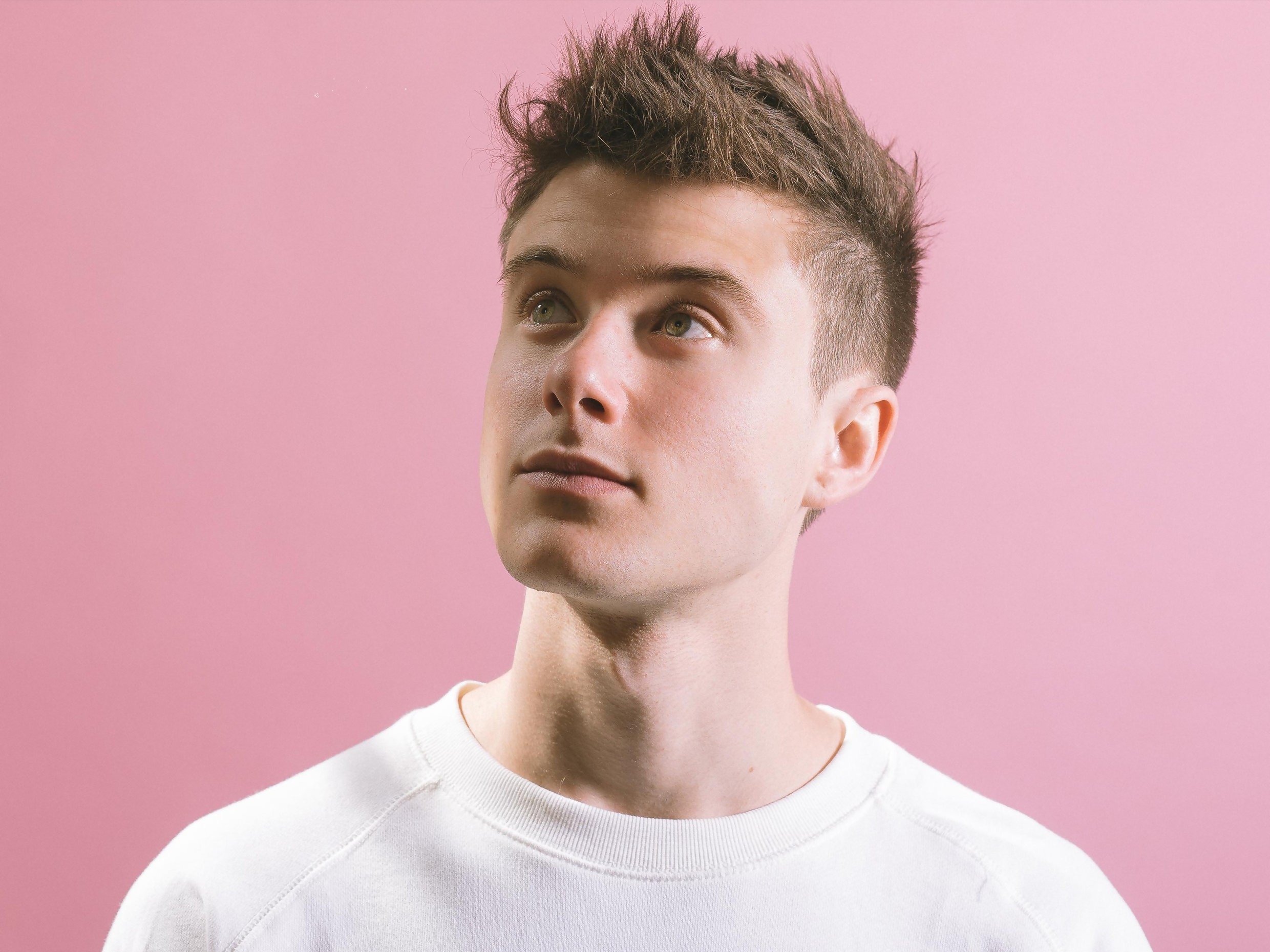 Download For Free Alec Benjamin Gotta Be A Reason Listen To