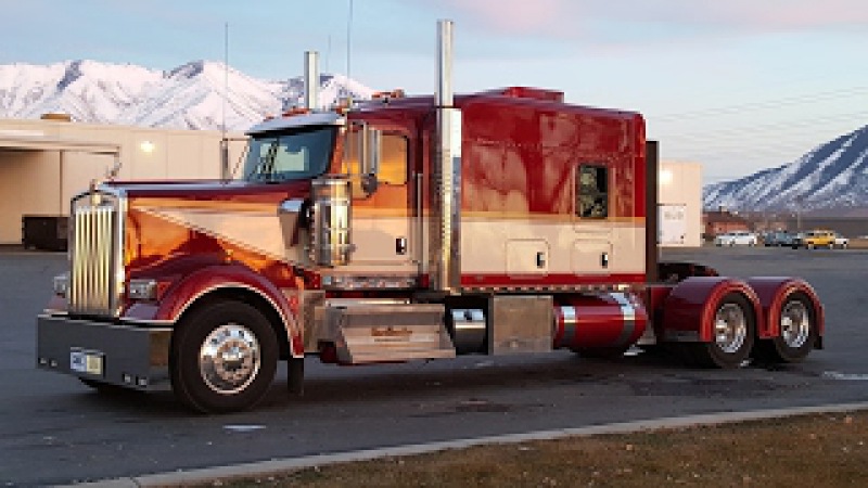 Custom Kenworth W 900