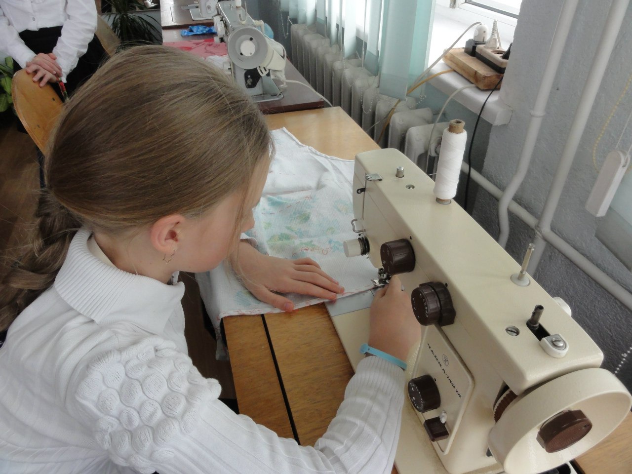 Умелые руки не знают скуки картинки. Фотография умелые руки. Умелые руки орел. Наши умелые руки. Умелые руки новомосковск.